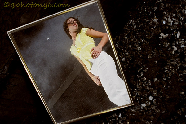 http://www.qphotonyc.com/images/sonigirl.jpg